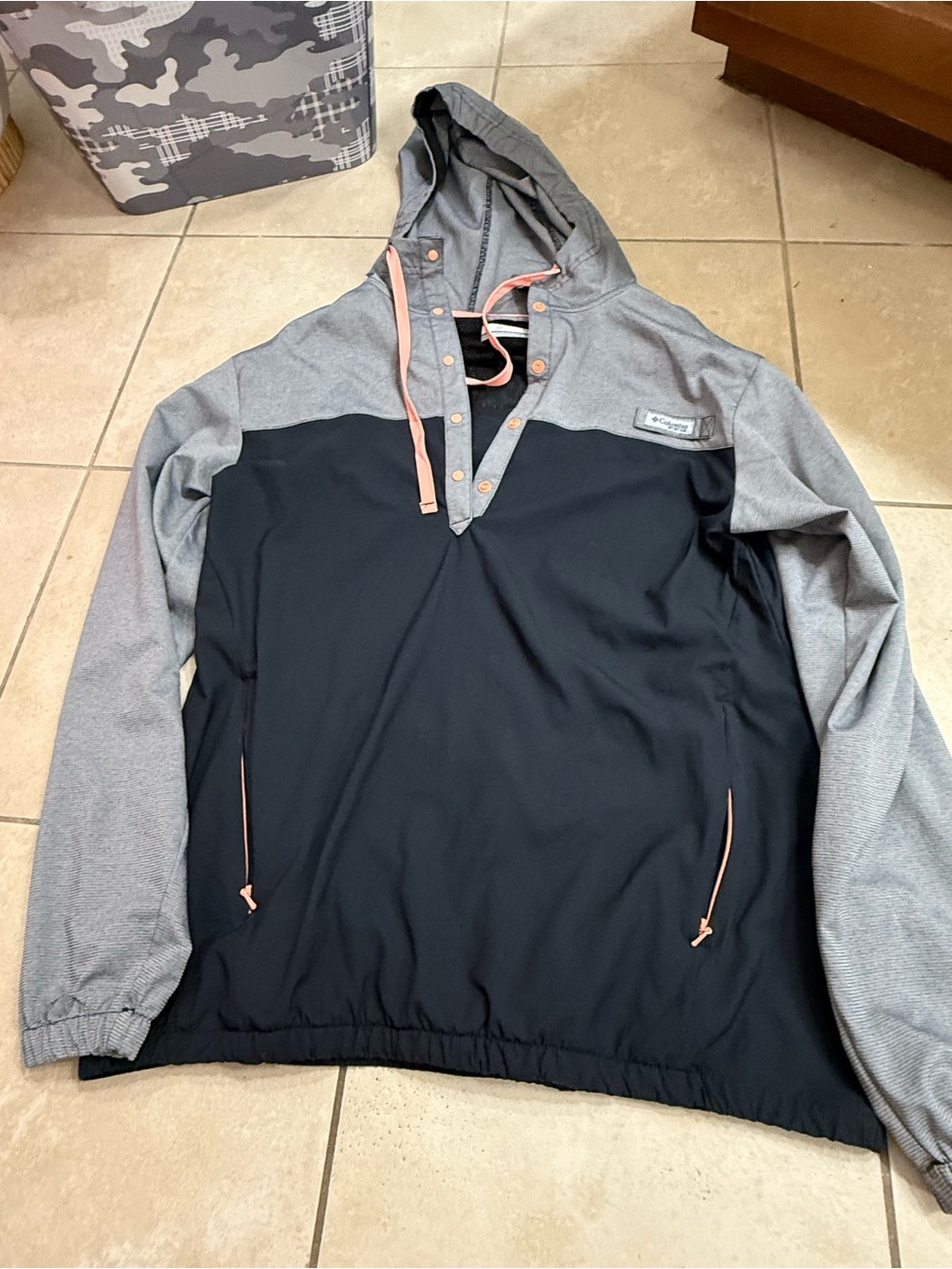 Columbia Two-Tone Hooded Pullover - Black & Gray with Pink Accents